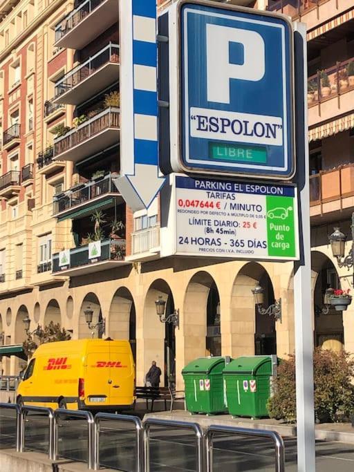 Gran Alojamiento En El Casco Antiguo De Logrono Exterior photo